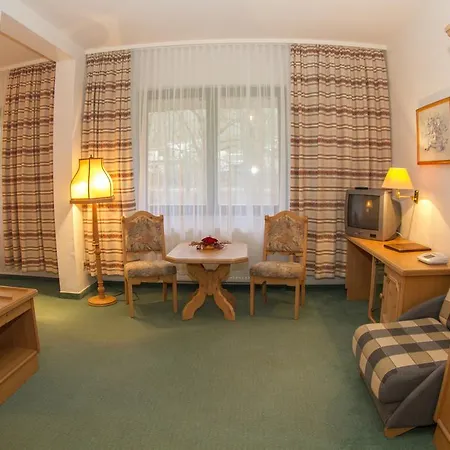Falk Seehotel Stuersche Hintermuhle Penzion 3*