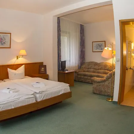 Penzion Falk Seehotel Stuersche Hintermuhle
